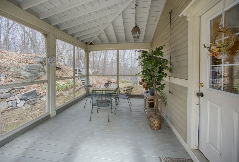 Aluminum Sunroom Assembly